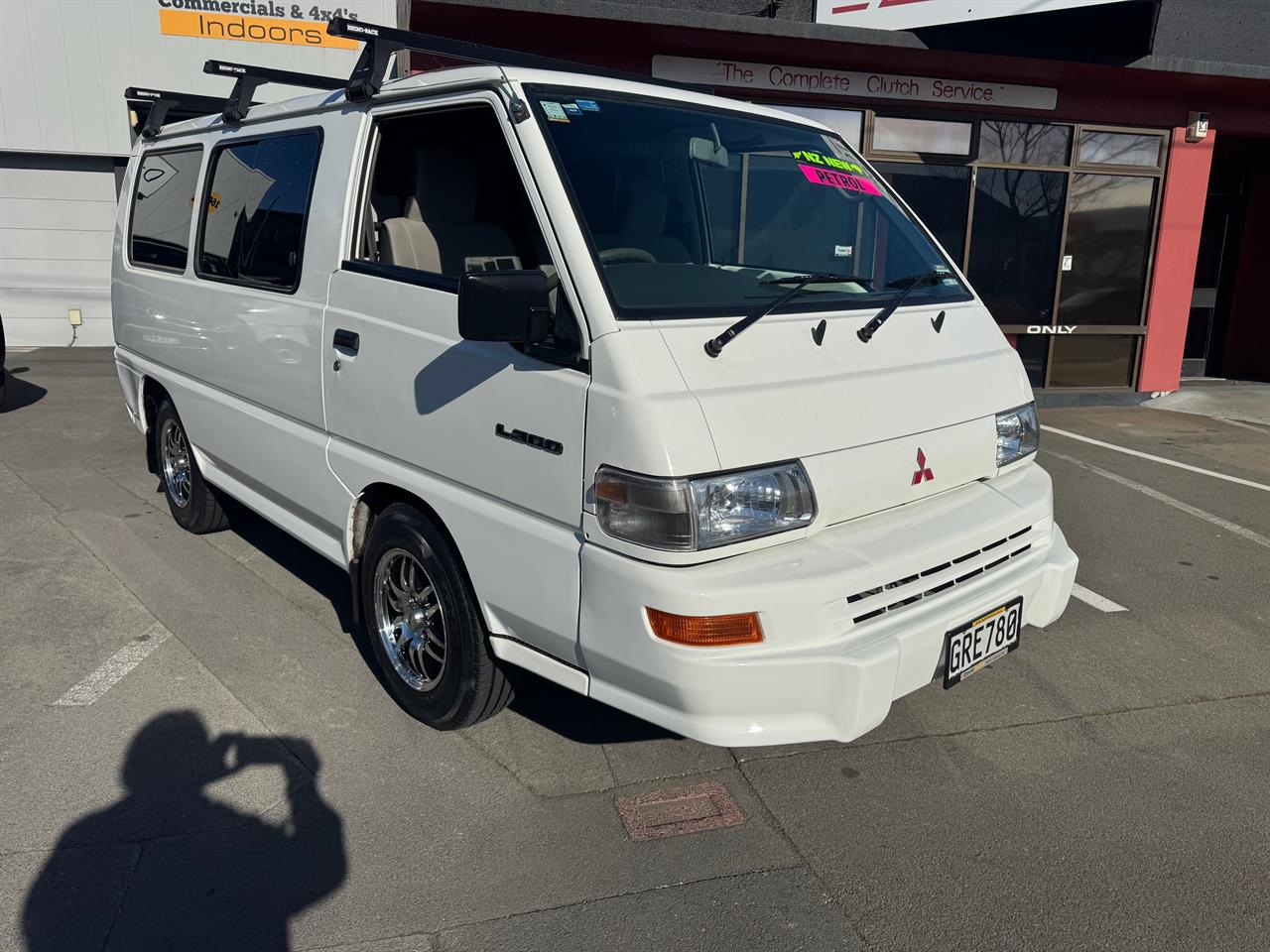 2013 Mitsubishi L300