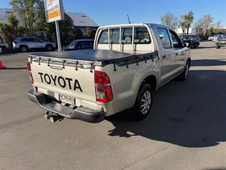 2013 Toyota Hilux - Thumbnail
