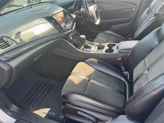 2016 Holden Commodore - Thumbnail