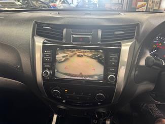 2020 Nissan Navara - Thumbnail