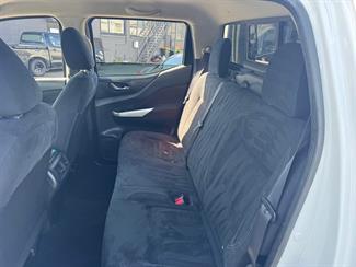 2020 Nissan Navara - Thumbnail