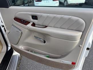 2006 Cadillac Escalade - Thumbnail