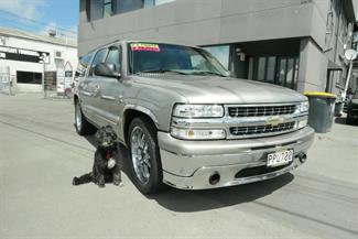2000 Chevrolet Suburban - Thumbnail