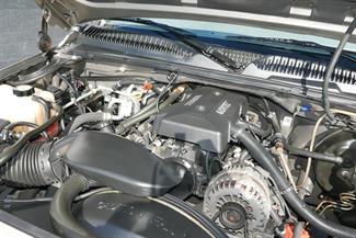 2000 Chevrolet Suburban - Thumbnail