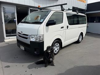 2014 Toyota Hiace - Thumbnail