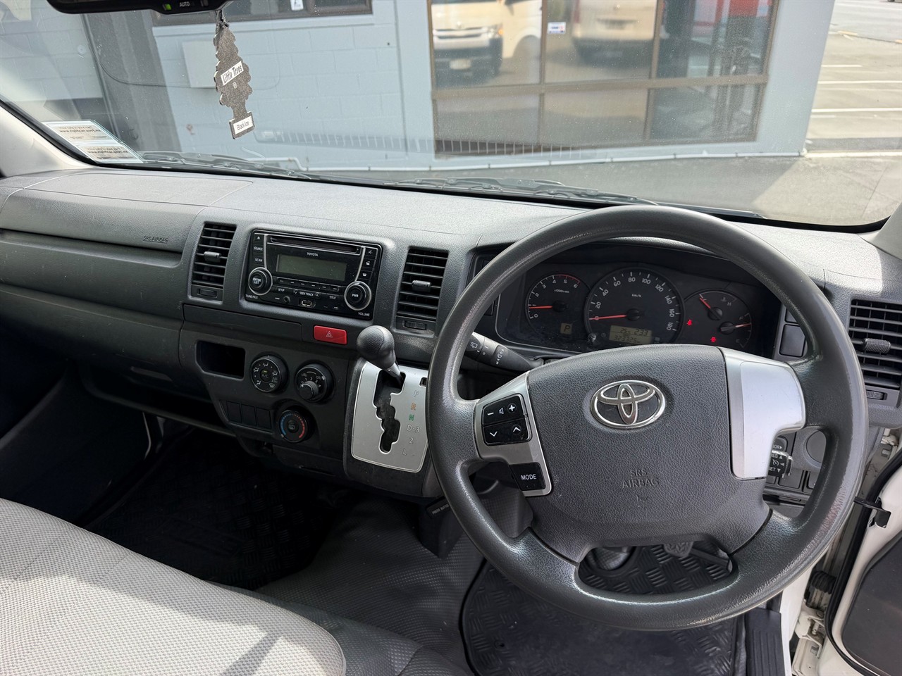 2014 Toyota Hiace