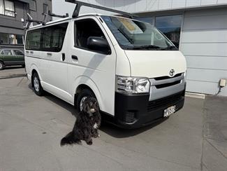 2014 Toyota Hiace - Thumbnail