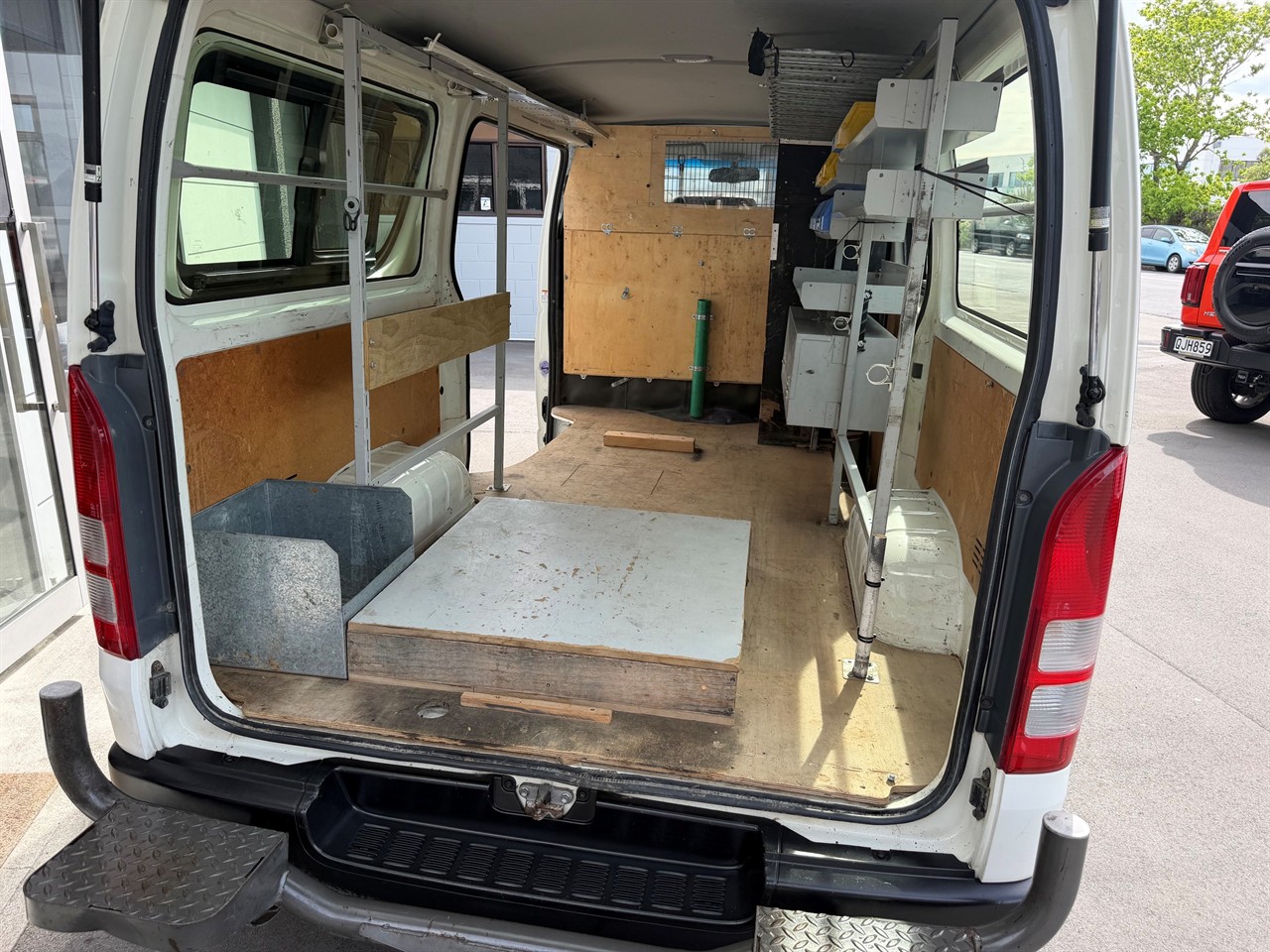 2014 Toyota Hiace