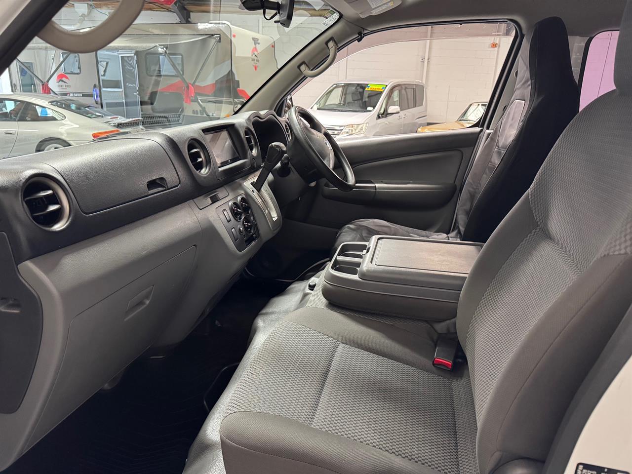 2015 Nissan Caravan
