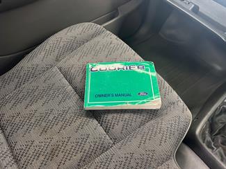 2000 Ford Courier - Thumbnail