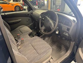 2000 Ford Courier - Thumbnail