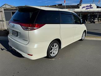 2006 Toyota Estima - Thumbnail