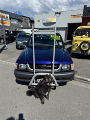 2003 Toyota Hilux - Thumbnail