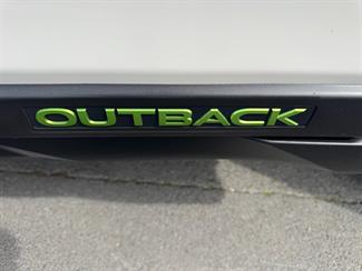2020 Subaru Outback - Thumbnail