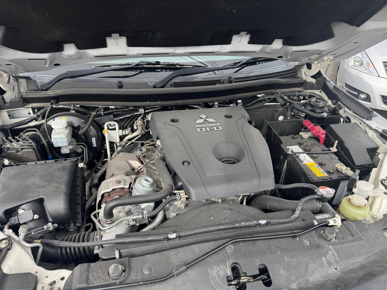 2021 Mitsubishi Pajero