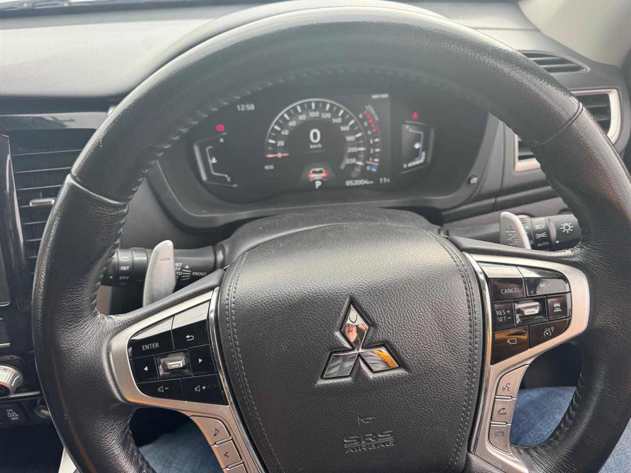 2021 Mitsubishi Pajero