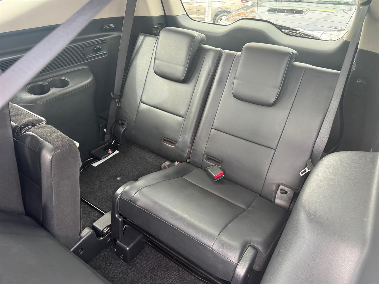 2021 Mitsubishi Pajero