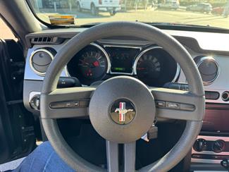 2005 Ford Mustang - Thumbnail