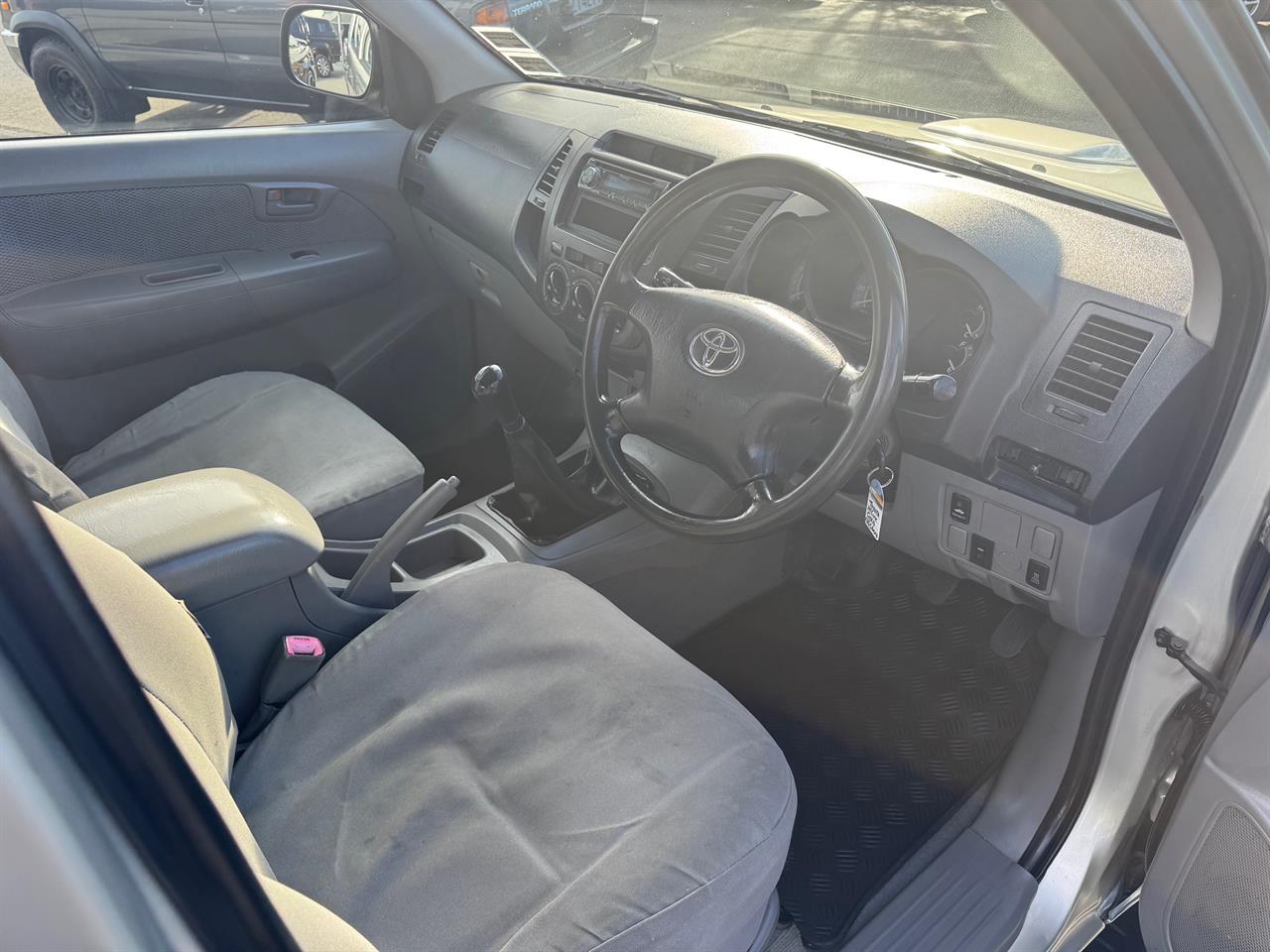 2006 Toyota Hilux