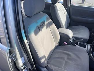 2006 Toyota Hilux - Thumbnail