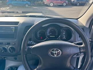 2006 Toyota Hilux - Thumbnail
