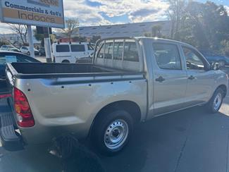 2006 Toyota Hilux - Thumbnail