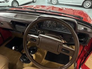 1982 Toyota Hilux - Thumbnail