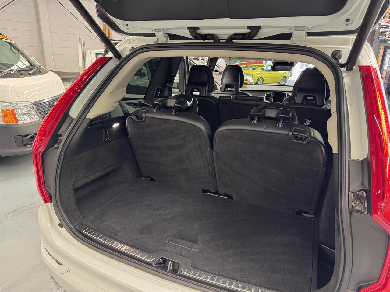 2017 Volvo XC 90 D5 R Design AWD