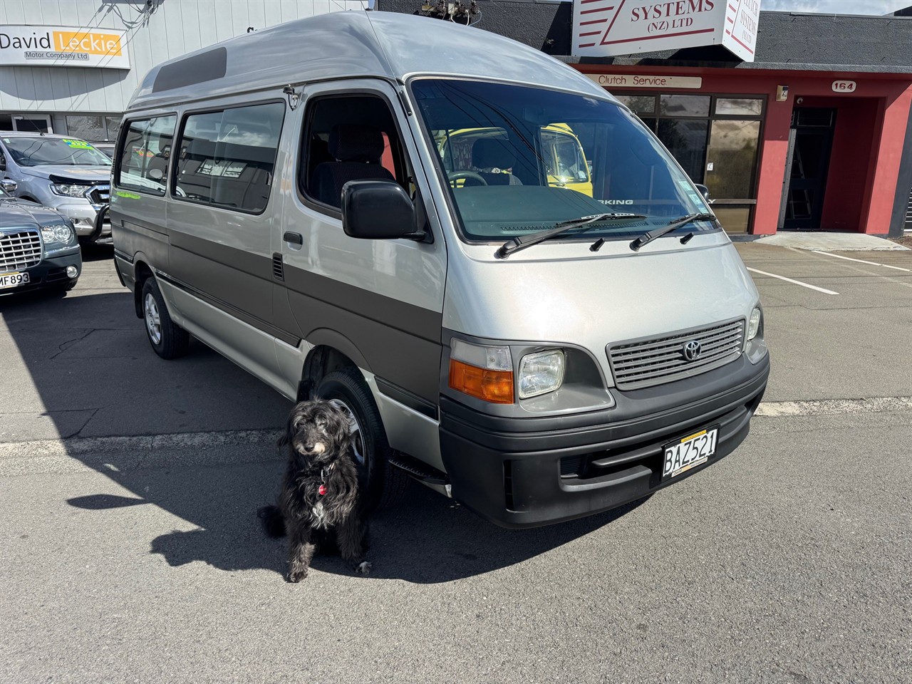 2002 Toyota Hiace