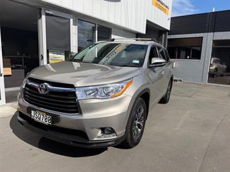 2016 Toyota Highlander - Thumbnail