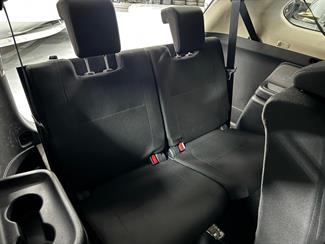 2020 Mitsubishi Outlander - Thumbnail