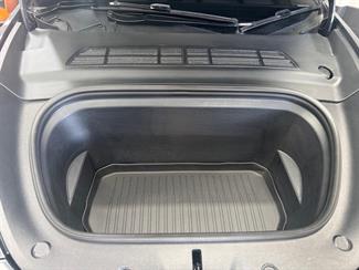 2023 Tesla Model Y - Thumbnail