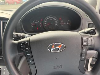2021 Hyundai Iload - Thumbnail