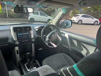 2013 Toyota Landcruiser Prado - Thumbnail