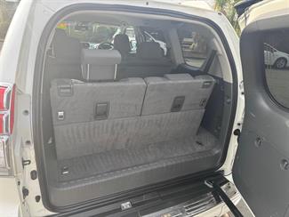 2013 Toyota Landcruiser Prado - Thumbnail