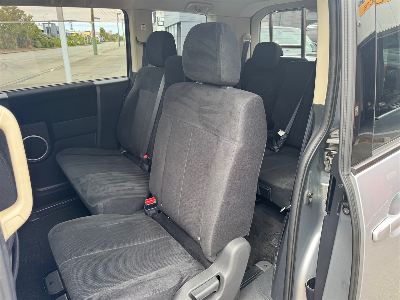 2014 Mitsubishi Delica