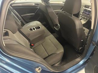2014 Volkswagen Golf - Thumbnail