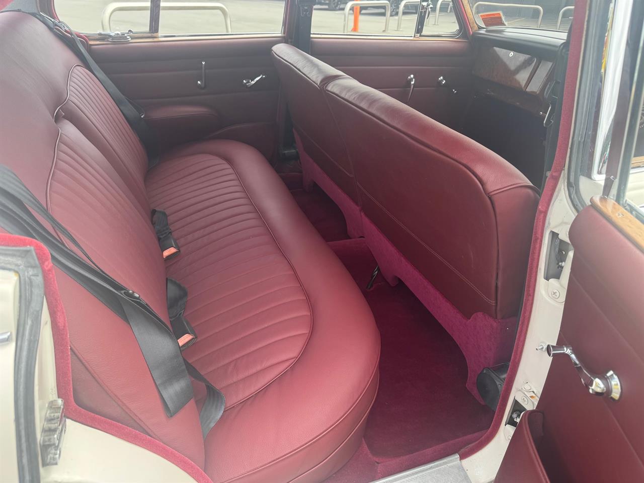 1968 Daimler V8