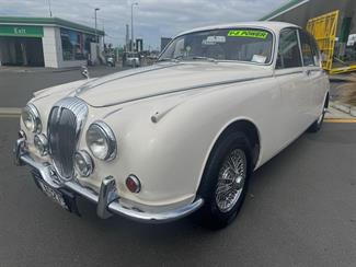 1968 Daimler V8 - Thumbnail