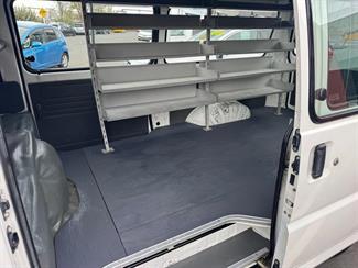 2011 Mitsubishi L300 - Thumbnail