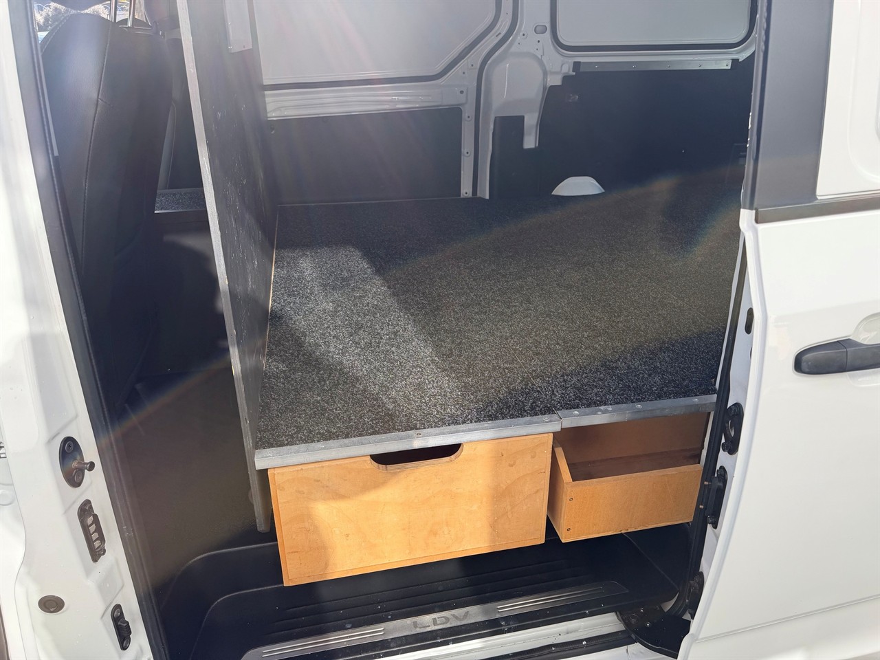 2021 LDV G10