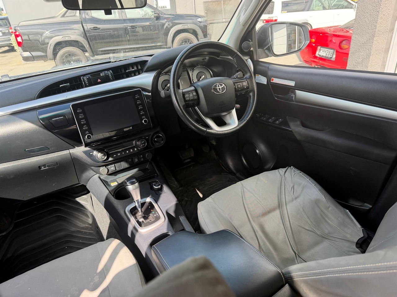 2024 Toyota Hilux