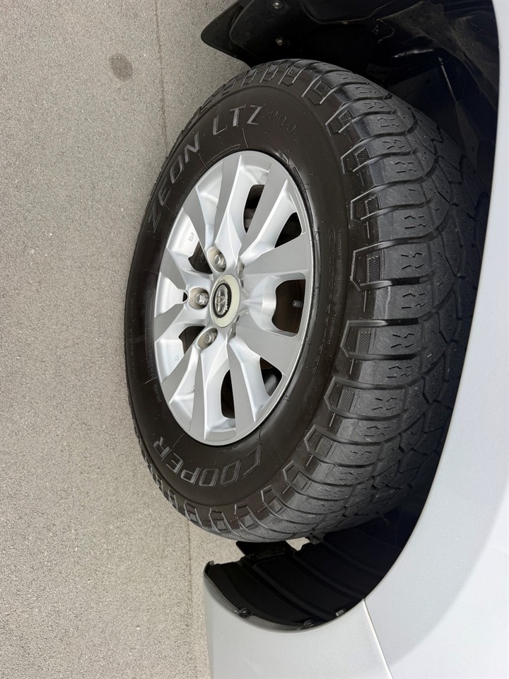 2013 Toyota Landcruiser