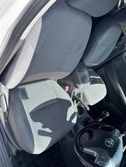2015 Toyota Hilux - Thumbnail