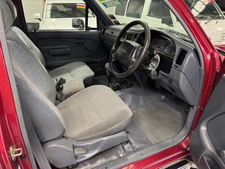 1999 Toyota Hilux - Thumbnail