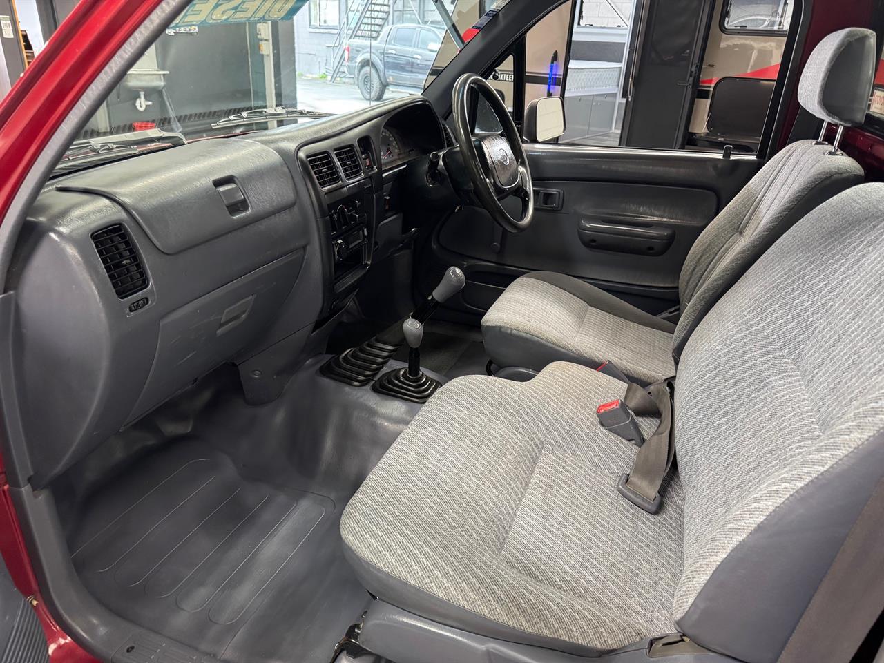 1999 Toyota Hilux