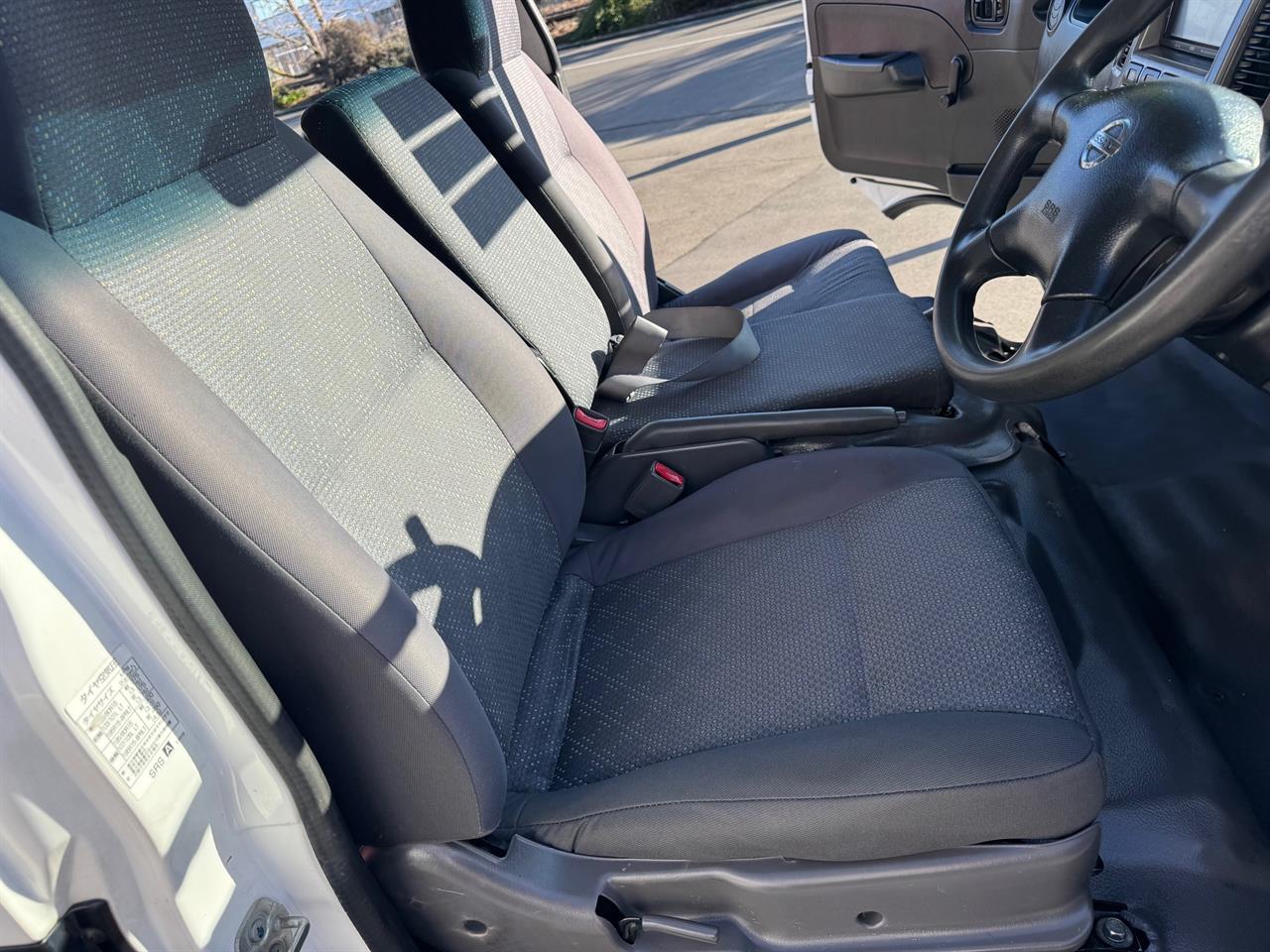 2010 Nissan Caravan