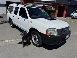 2010 Nissan Navara - Thumbnail