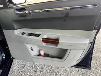 2006 Chrysler 300 - Thumbnail