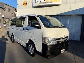 2012 Toyota Hiace - Thumbnail